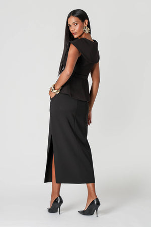 Blusa Peplum Alfaiataria com Gola Maxi