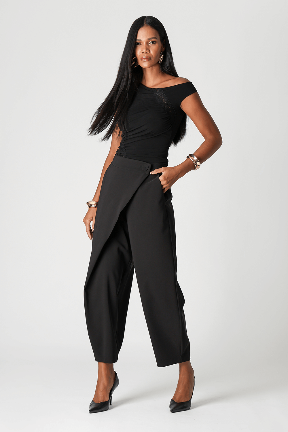 Calça Ballon De Alfaiataria Com Cós Transpassado