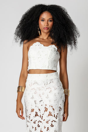 Top Strapless em Guipir Leaf