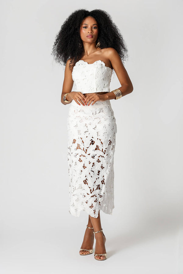 Top Strapless em Guipir Leaf