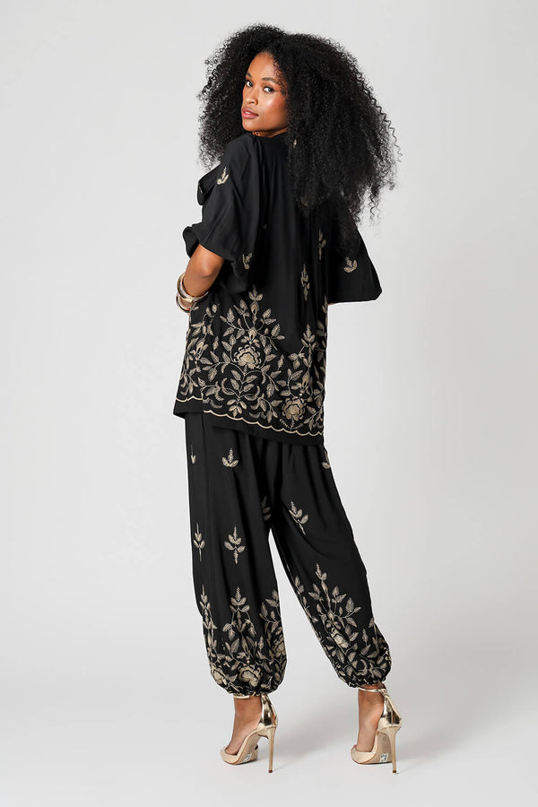 Camisa em Viscose Com Faixa e Bordado