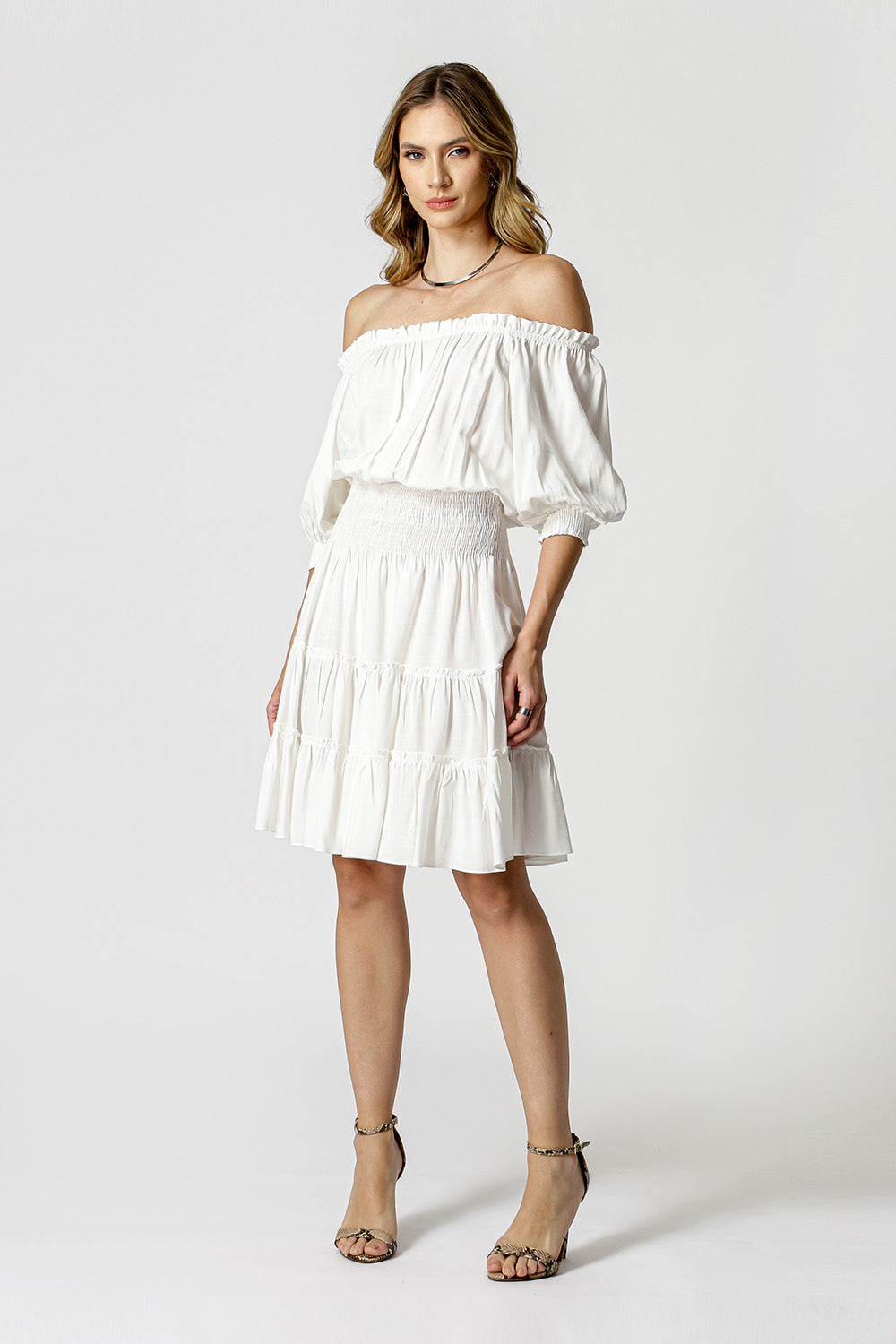 OFF WHITE