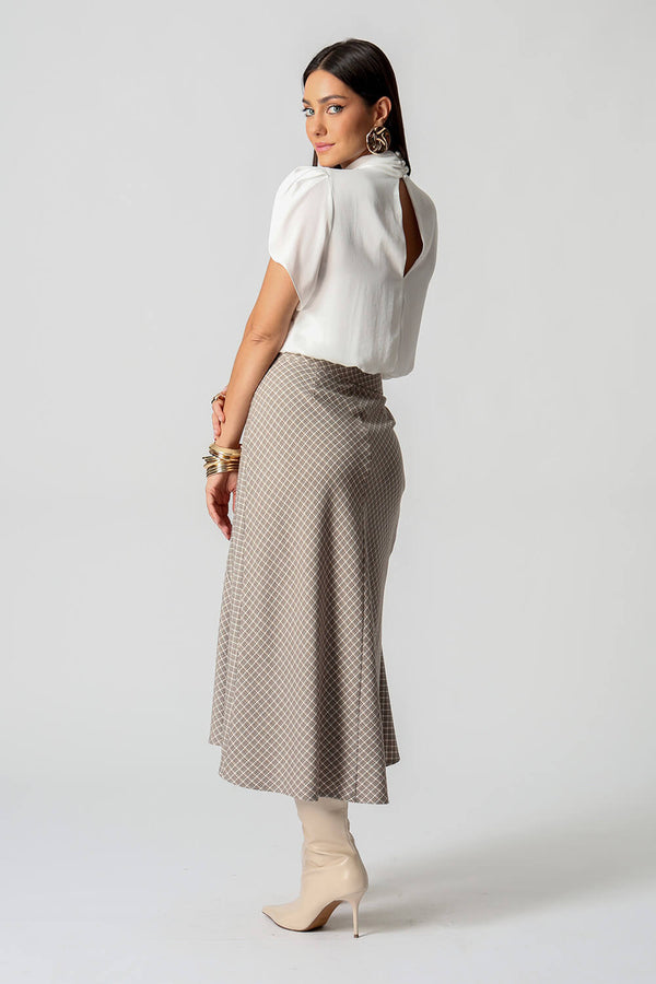 Blusa Balonê Crepe com Manga Tulipa