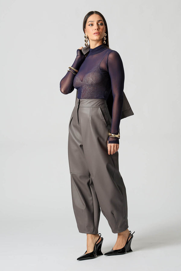 Blusa Tule Com Abertura Para Polegar