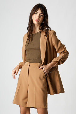 Blusa con pedrería aplicada - TABACO