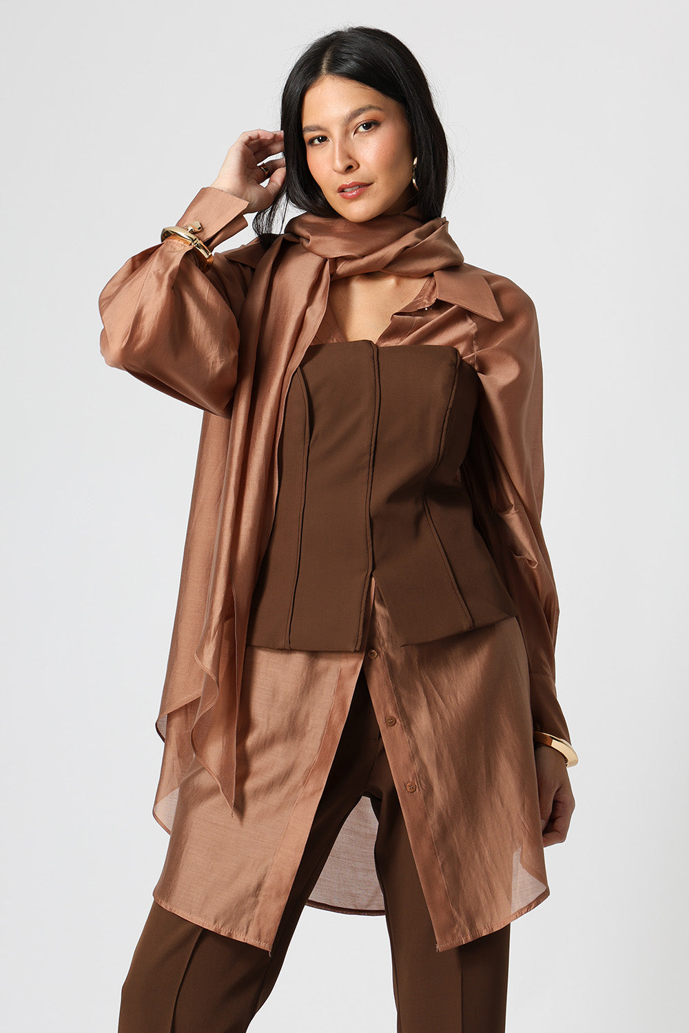 Blusa Strapless em Alfaiataria com Recortes