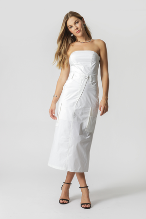 Vestido Strapless Com Bolsos Laterais