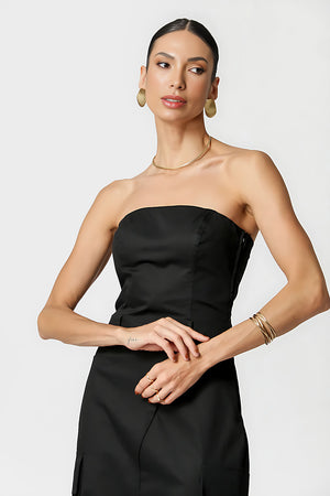 Vestido Strapless Com Bolsos Laterais