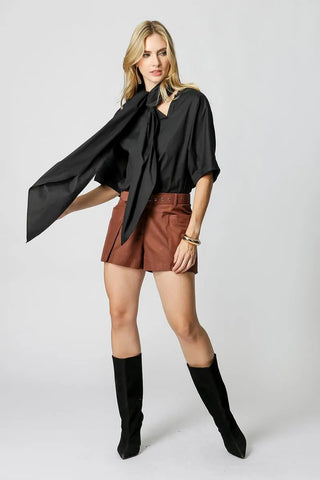 Blusa suelta con pañuelo extraíble - NEGRO
