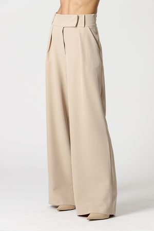 Calça Pantalona Minimalista