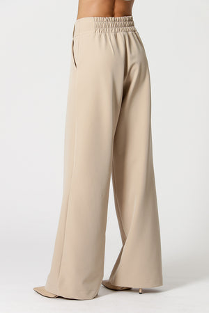 Calça Pantalona Minimalista