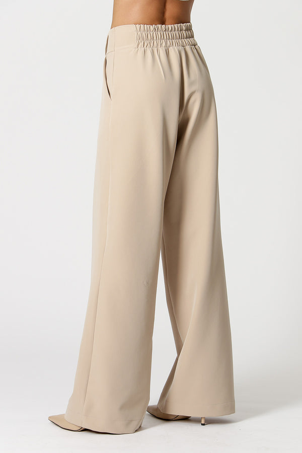 Calça Pantalona Minimalista