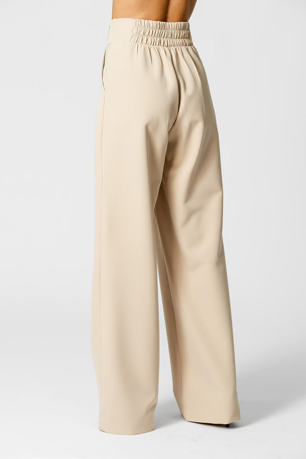 Calça Pantalona Minimalista