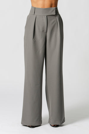 Calça Pantalona Minimalista