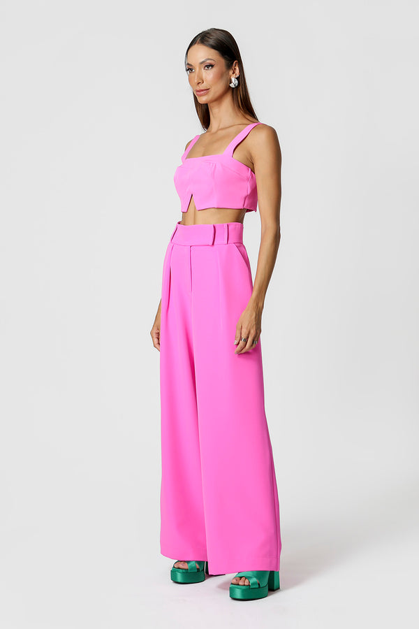 Top Com Detalhe De Fenda
