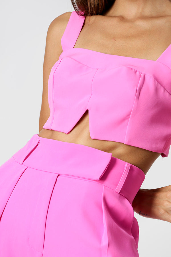 Top Com Detalhe De Fenda