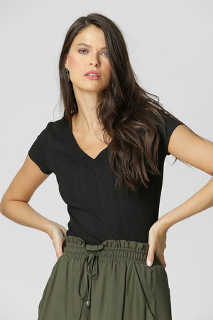 Blusa de punto acanalado con cuello en V - NEGRO