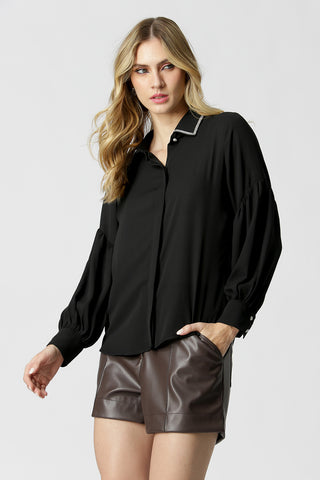 Camisa Manga Longa Com Detalhe De Brilho Na Gola - PRETO