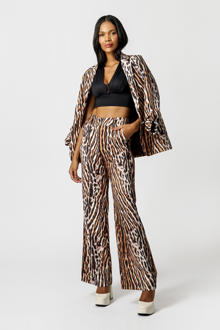 Blusa con ribete en el escote - NEGRO