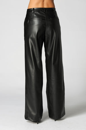 Calça Pantalona Couro Sintético