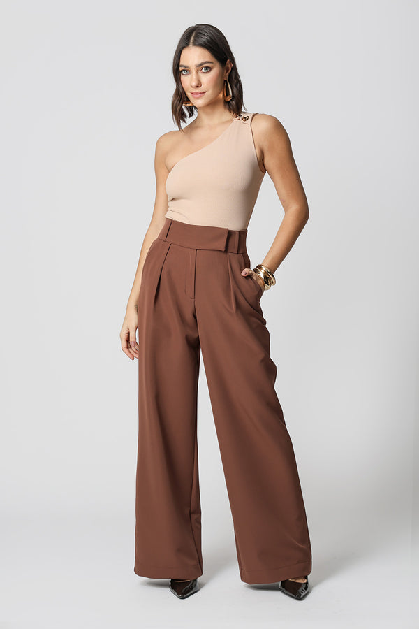 Blusa Ombro Único Botões Dourados Diferenciados