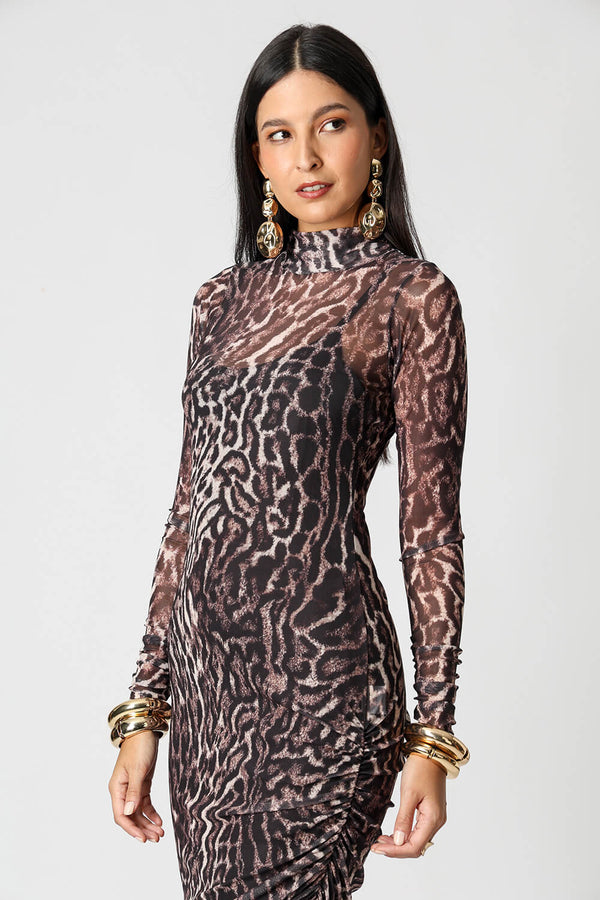 Vestido Franzido Estampa Bambi