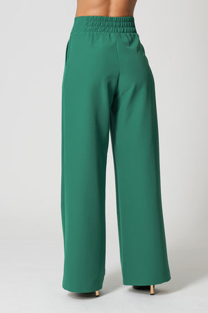 Calça Pantalona Cós Minimalista Com Botão Dourado