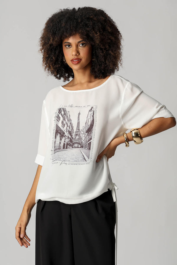 T-shirt Com Estampa e Pedrarias