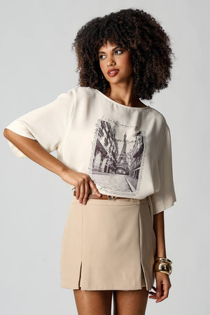 T-shirt Com Estampa e Pedrarias