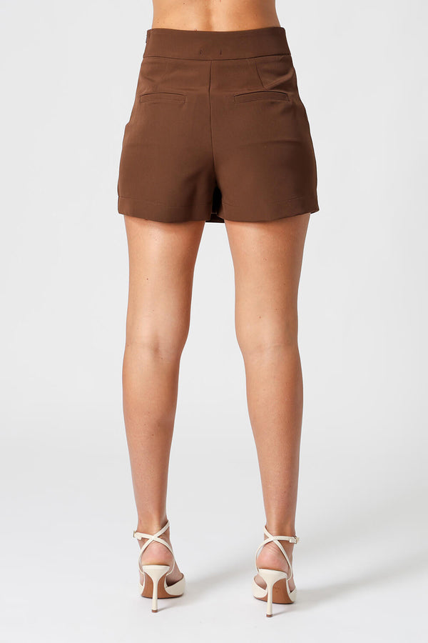 Shorts Saia Com Fivela Dourada