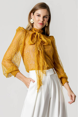 Blusa Gola Alta Com Laço De Renda - MOSTARDA