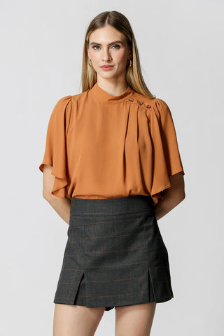 Blusa con detalles de botones - CARAMELO 1