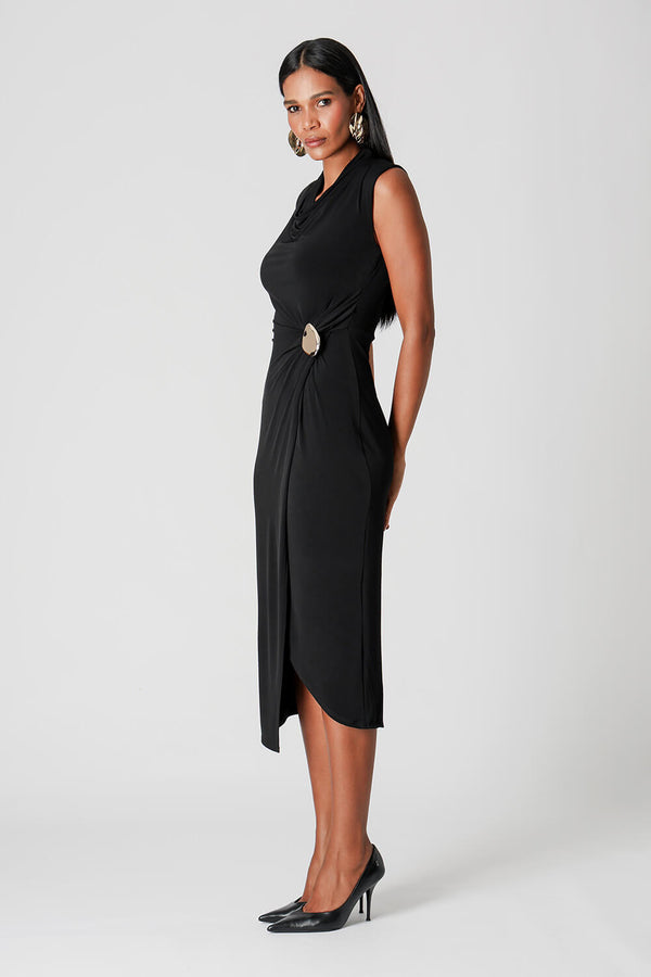 Vestido Transpassado Com Metal Dourado