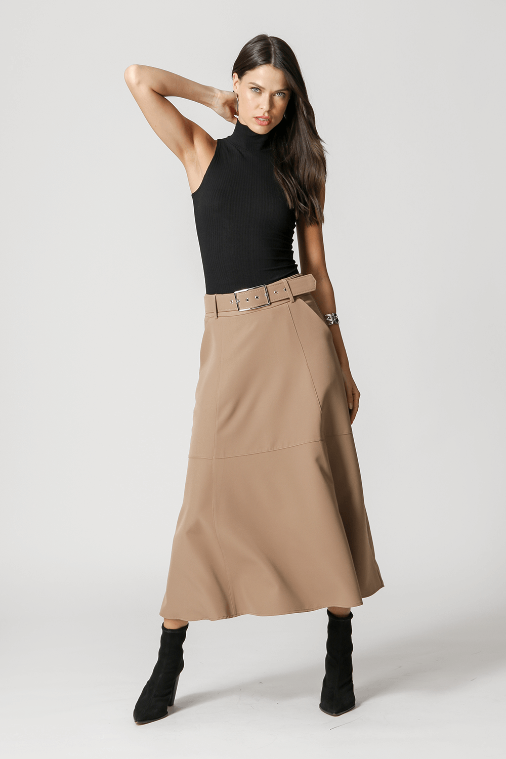Blusa de Viscose Canelada Gola Alta