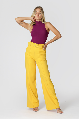 Blusa de viscosa acanalada con cuello alto - UVA