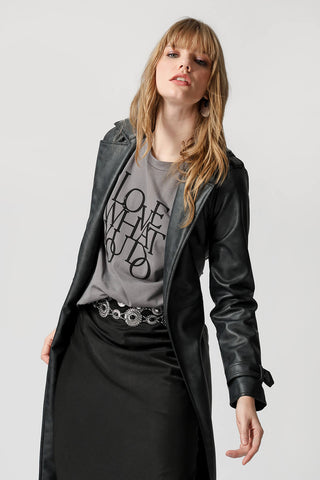 T-shirt Estampada com Barra Arredondada - CHUMBO