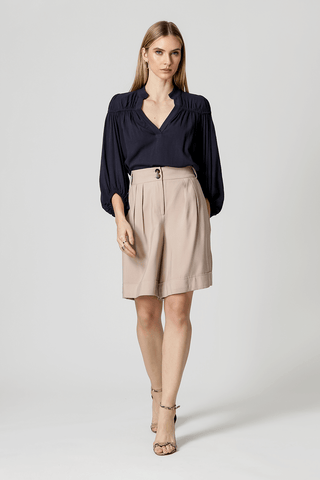 Blusa con detalles fruncidos y canesú - AZUL MARINO