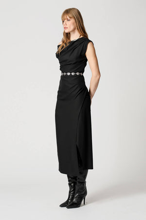 Vestido Assimétrico Com Pregas