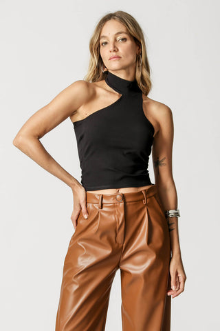 Blusa Com Gola E Decote Assimétrico De Malha Canelada - PRETO