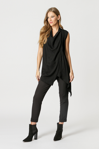 Top cruzado con escote redondo - NEGRO