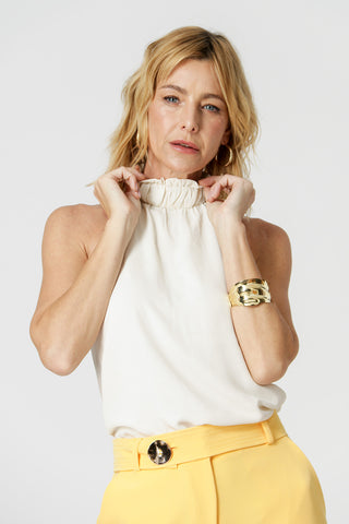 Blusa De Gola Alta Franzida - GELO