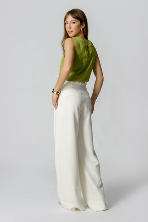 Blusa Com Decote V Sem Manga