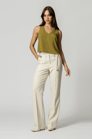 Blusa Com Decote V Sem Manga - OLIVA ESC