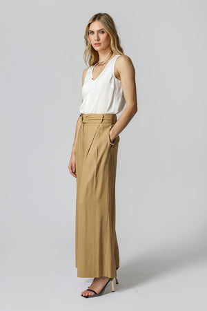 Blusa Com Decote V Sem Manga