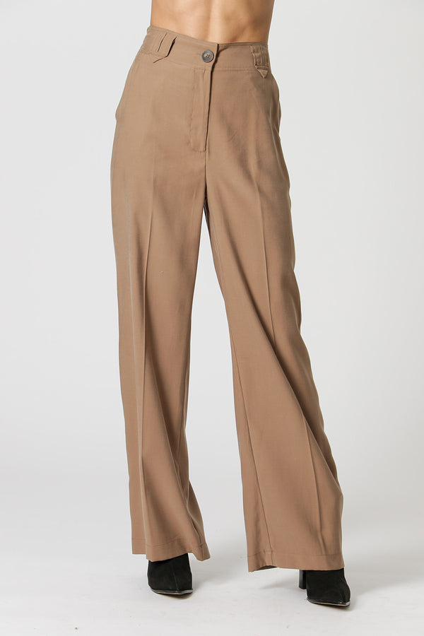Calça Com Elástico No Cós