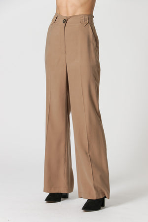 Calça Com Elástico No Cós