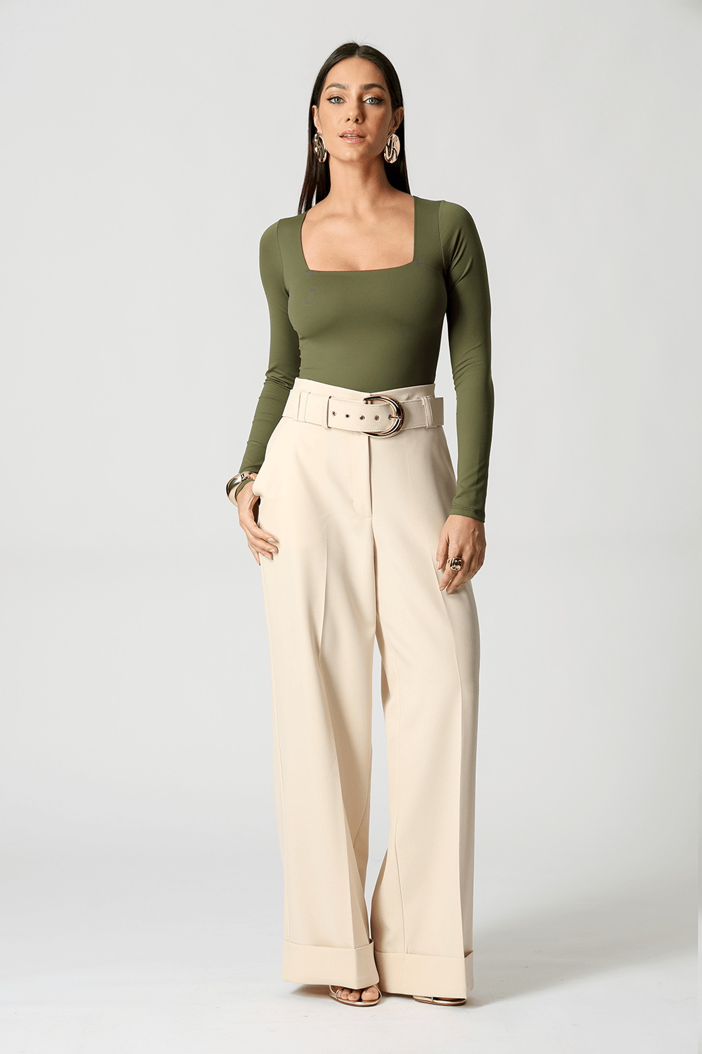 Blusa de Manga Longa com Decote Quadrado