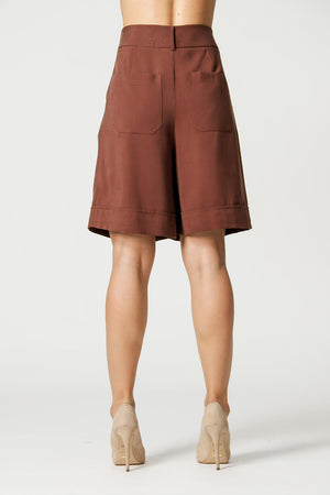 Bermuda Tencel Com Bolsos