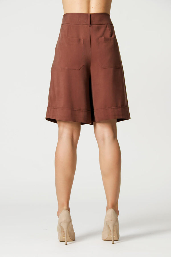 Bermuda Tencel Com Bolsos