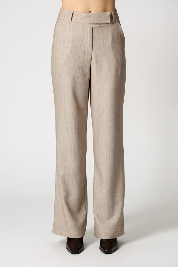 Calça Reta Risca De Giz